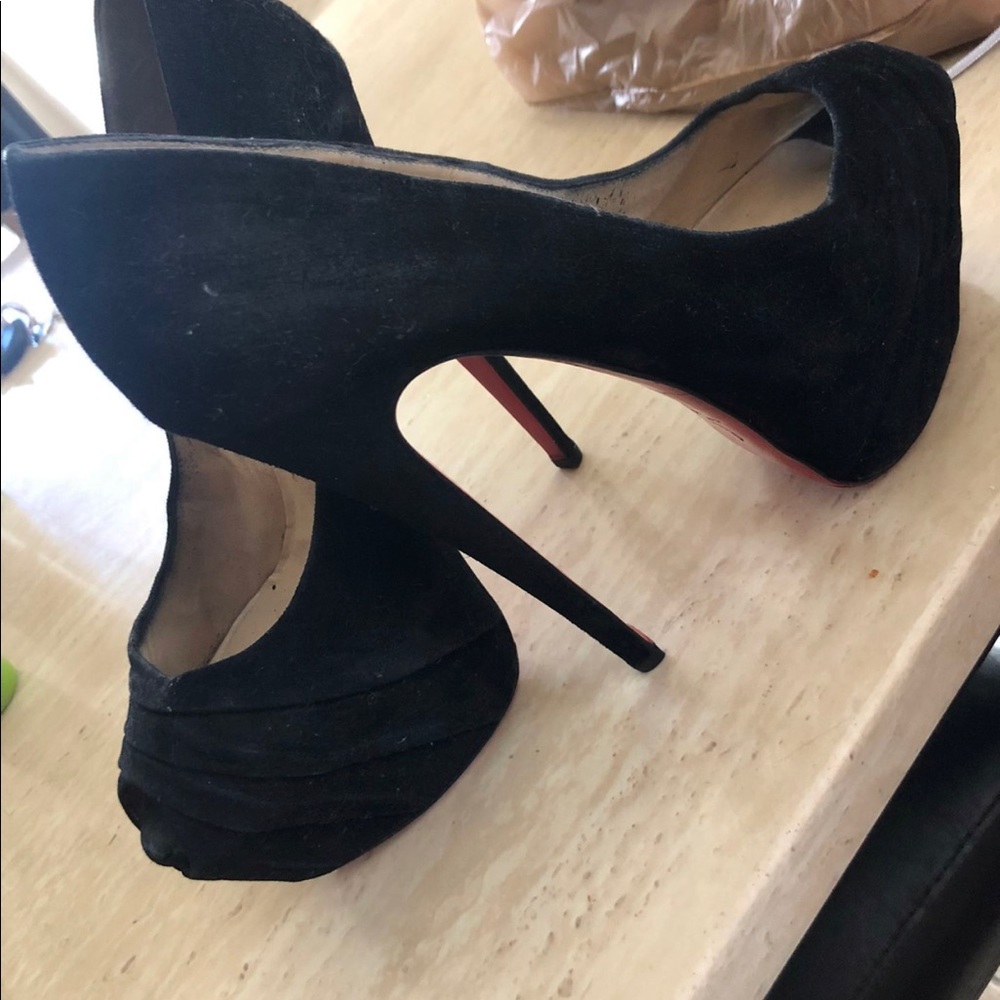 Christian Louboutin black stiletto size 42